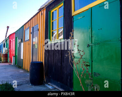 L'ostrica di capanne di Saint-Trojan-les-Bains sono alcuni degli artisti, gallerie Oleron Island, Charente Maritime, Nouvelle-Aquitaine, Francia Foto Stock