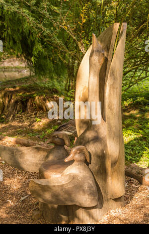 Swan scultura a Slimbridge Foto Stock