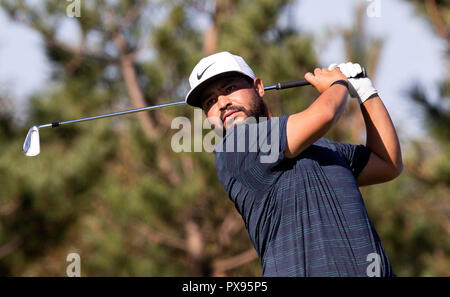 Jeju, Corea del Sud. Xx oct, 2018. J.J. Spaun degli Stati Uniti compete durante la terza tornata di CJ Coppa del PGA Tour a nove ponti in Jeju Island, Corea del Sud, 20 ott. 2018. Credito: Lee Sang-ho/Xinhua/Alamy Live News Foto Stock