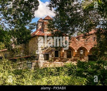 La Romana, Repubblica Dominicana. 14 gen 2009. Altos de Chavon, una ri-creazione di un sedicesimo secolo in stile mediterraneo villaggio europeo a La Romana Repubblica Dominicana, una destinazione preferita dai turisti. Credito: Arnold Drapkin/ZUMA filo/Alamy Live News Foto Stock