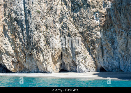 Litorale di Palinuro con le sue meravigliose acque cristalline del mare e le grotte Foto Stock