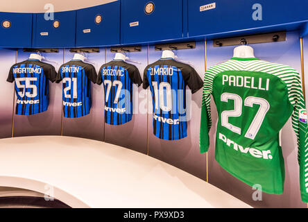 Visita di Giuseppe Meazza Arena. FC Inter spogliatoio Foto Stock