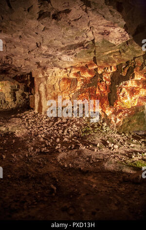 Interno di una delle miniere di Selce alla sporcizia di Graves, Norfolk Foto Stock