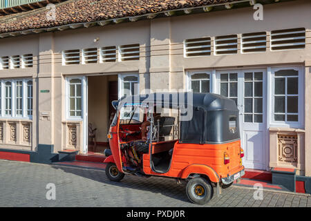 In rickshaw a Forte Galle, Galle, Pettigalawatta Regione, Provincia Meridionale, Sri Lanka Foto Stock