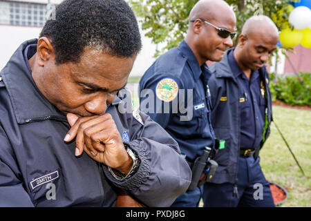 Miami Florida,Overtown,Black Police Precinct & Courthouse Museum,Grand Opening,cerimonia,storia della comunità,onore,patrimonio,segregazione,discriminazione razziale Foto Stock