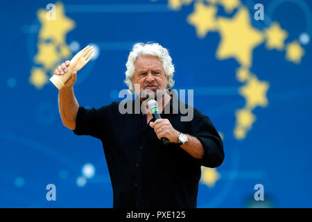 Beppe Grillo Roma 21/10/2018. Il Circo Massimo. Convenzione eventoo Italia 5 stelle. Roma 21 ottobre 2018. Convenzione 'Italia 5 stelle". Foto di Samantha Zucchi Insidefoto Foto Stock