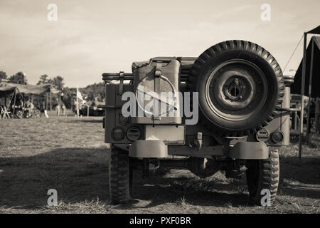 Una guerra mondiale II era ci vintage veicolo militare conosciuta come una Jeep. Foto Stock