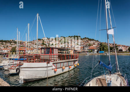 In riva al lago Ohrid sbarco in Macedonia Foto Stock