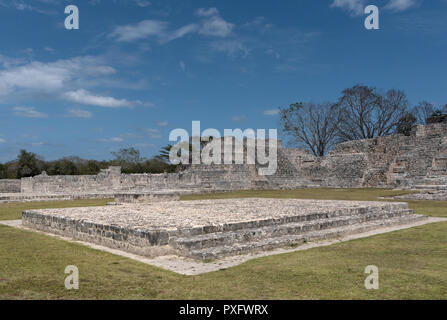 I ruderi di antiche città maya di Edzna vicino a Campeche, Messico Foto Stock