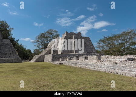 I ruderi di antiche città maya di Edzna vicino a Campeche, Messico Foto Stock