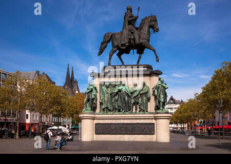 Statua equestre imperatore Friedrich Wilhem III, re di Prussia in Heumarket, Colonia, Germania. Reiterdenkmal Kaiser Friedrich Wilhelm III, Koeni Foto Stock