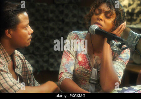 Caos e flusso, 2005 Regie: Craig Brewer, Djay (Terrence Howard) e shug (Taraji P. Henson) mentre canti Hip-Hop. Foto Stock