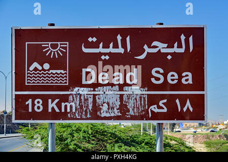 Mar Morto sign in Giordania Foto Stock