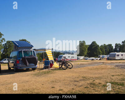 Ekeberg Camping su una collina vicino al centro città di Oslo ha grandi motivi e servizi per uno stile di vita in viaggio Foto Stock