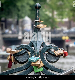 Amsterdam ist die Hauptstadt der Niederlande. Amsterdam liegt in der niederländischen Provinz Nordholland. Foto Stock