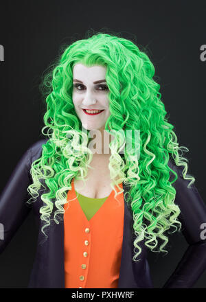 Ventole Cosplay vestirsi come i loro personaggi preferiti alla MCM London Comic Com che ha luogo a Londra centro Excel. Foto Stock