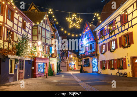 Strada di Natale a Colmar, Francia Foto Stock