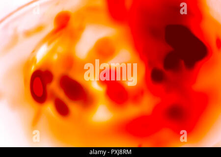 Luminose rumore colorato con crazy direzioni di luce. Hotel moderno e alla moda digitale concetto astratto sfondo, movimento Foto Stock