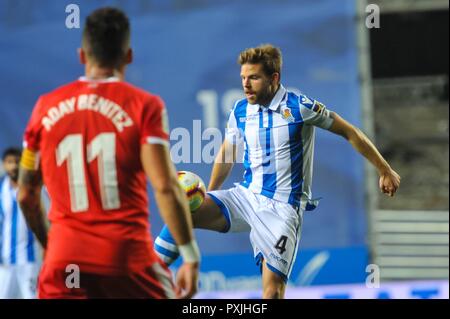 Asier Illarramendi della Real Sociedad durante il campionato spagnolo partita di calcio tra il Real Sociedad e Girona a Stadio Anoeta il 22 ottobre 2018 in San Sebastian, Spagna Cordon premere Foto Stock