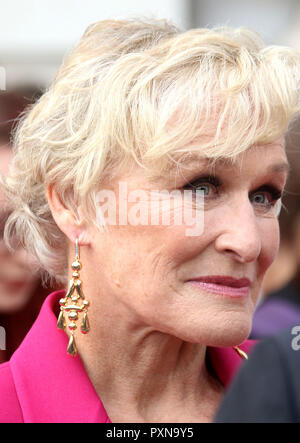 Agosto 09, 2018 - Glenn Close frequentando "la moglie' UK Premiere apre Film4 Estate schermo al Somerset House di Londra, Regno Unito Foto Stock