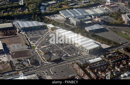 Vista aerea del bordo Lane o Liverpool Shopping Park, Stanley, Liverpool Foto Stock
