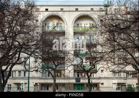 Wien, Gemeindebau des "Roten Wien - Vienna, Consiglio Tenement blocco, "rosso" di Vienna, Quellenstraße 24A, Anton Jolly 1929 Foto Stock