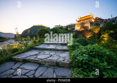 Cina, Qinyang, antica città di blue ora Foto Stock