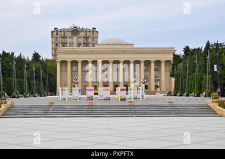 Azerbaigian il Museo di Stato centro situato nel centro di Baku. Vista dal boulevard. Foto Stock