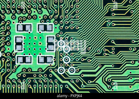 Scheda di circuito closeup mostra tracce conduttive, e punti di test Foto Stock