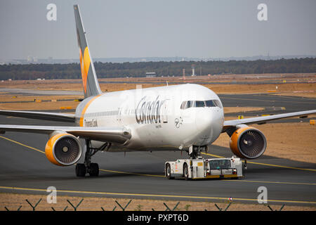 D-ABUD, Boeing 767-300 der Condor am Flughafen Frankfurt am Main (FRA), 23.09.2018 Foto Stock