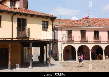 Plaza Sta. María del Camino a Leon, Spagna Foto Stock