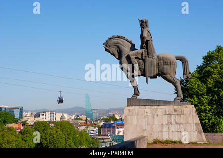 La Georgia, Tbilisi, Statua del Re Wachtang I., Gorgassali Foto Stock