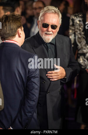 Londra, Regno Unito. 23 ottobre, 2018. Roger Taylor assiste la prima mondiale di "Bohemian Rhapsody' a SSE Arena Wembley su ottobre 23, 2018 a Londra, Inghilterra Credito: Gary Mitchell, GMP Media/Alamy Live News Foto Stock