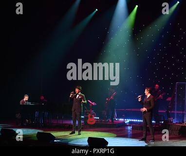 Virginia Beach, Virginia, Stati Uniti d'America. 22 ottobre, 2018. I TENORI IN SANDLER Center in Virginia Beach, Virginia il 22 ottobre 2018. © Jeff Moore 2018 Credit: Jeff Moore/ZUMA filo/Alamy Live News Foto Stock