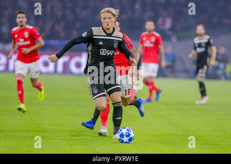 Ajax Amsterdam. 23 ott 2018. 23-10-2018: Voetbal: Ajax v Benfica: Amsterdam Kasper Dolberg di Ajax Champions League 2018-2019 Credit: arancione foto/Alamy Live News Foto Stock