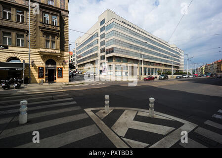 Praga. Repubblica ceca. Trade Fair Palace (Veletržní palác), sede della Galleria Nazionale di Praga (Národní galerie v Praze), progettata dall'Archita Foto Stock