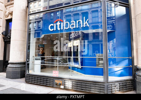 La Citibank filiale di banca nel quartiere di SoHo di New York City. Foto Stock