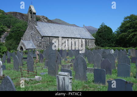 Chiesa di Santa Maria, Beddgelert, Gwynedd, Snowdonia, il Galles del Nord, Regno Unito Foto Stock