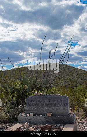 Boot Hill Cimitero. Oggetto contrassegnato per la rimozione definitiva, Arizona USA Foto Stock