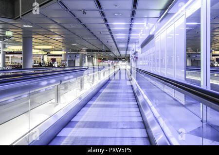 Laufband am terminale 1, Flughafen München, Bayern, Deutschland, Europa Foto Stock