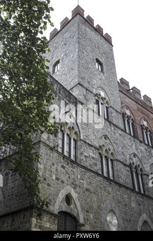 Palazzo Chigi Saracini a Siena, Toskana, Italien, Europa (www.allover.cc/TPH) Foto Stock