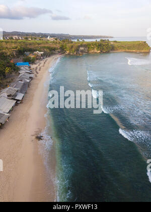 Indonesia, Bali, veduta aerea della spiaggia di Balangan Foto Stock