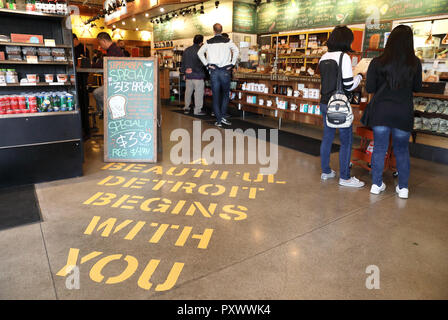 Avalon accogliente caffetteria e pasticceria a Woodward Avenue nel centro di Detroit, nel Michigan, Stati Uniti d'America Foto Stock