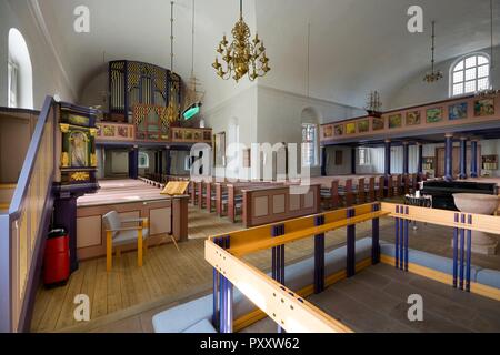 NEXO, Danimarca - 20 agosto 2018: Interno della chiesa di St Nicholas sull isola di Bornholm. È stato stabilito alla fine del Medioevo come una cappella per s Foto Stock