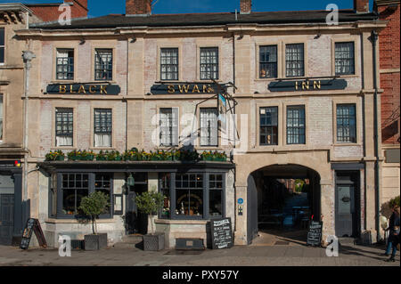 Black Swan Inn, Market Place, Devizes, Wiltshire, Regno Unito. Foto Stock