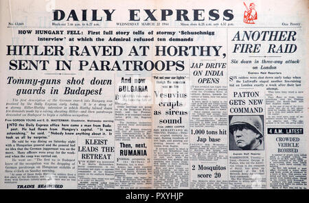 "HITLER DELIRATO A HORTHY, INVIATO IN paracadutisti ' Daily Express front page titolo di giornale Seconda Guerra Mondiale 2 la seconda guerra mondiale nel marzo 22 1944 Londra Inghilterra REGNO UNITO Foto Stock