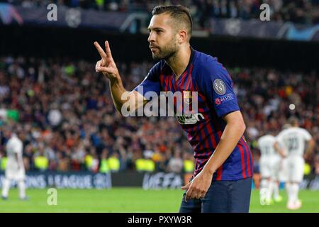 Barcellona, Spagna. 24 ott 2018. Jordi Alba di Barcellona celebra il suo obiettivo durante un gruppo B di Champions League match tra FC Barcelona e Inter a Barcellona, Spagna, il 24 ottobre, 2018. Barcellona ha vinto 2-0. Credito: Joan Gosa/Xinhua/Alamy Live News Foto Stock