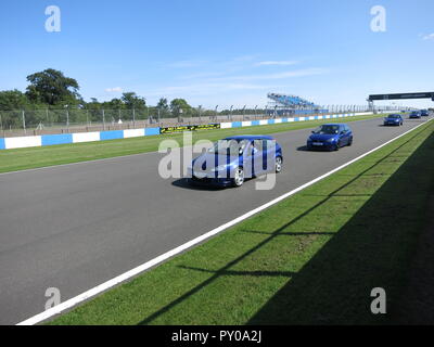 Ford Focus RS MK1 mostrato a Donnington Park Race sul circuito di RS owners club giornata nazionale 2017 portando una sfilata lap Foto Stock