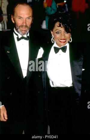 Diana Ross con ex marito Arne Naess. La coppia era sposata da 23 Ottobre 1985 - 12 febbraio 2000 e ha avuto due figli insieme. Data: metà anni novanta Ref: LMK11-LIB119-050505 Credito: punto di riferimento / MediaPunch Foto Stock