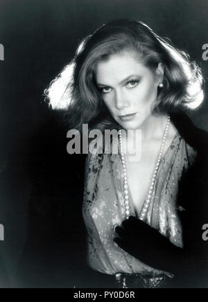 Kathleen Turner stelle nel film "Prizzi's onore". Marzo 1985. Immagine fornita dal punto di riferimento / MediaPunch Foto Stock